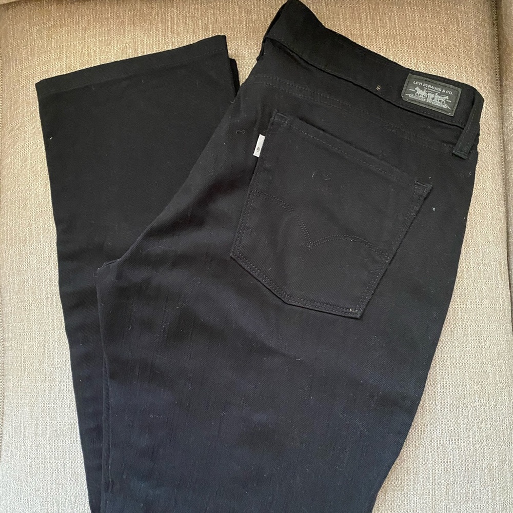 552 Straight Levis jeans